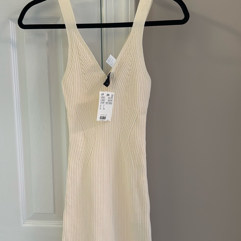 Chic Cream Knit Dress